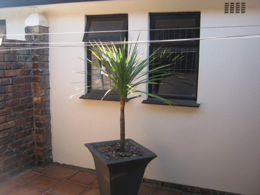 To Let 3 Bedroom Property for Rent in Bridge Water Western Cape